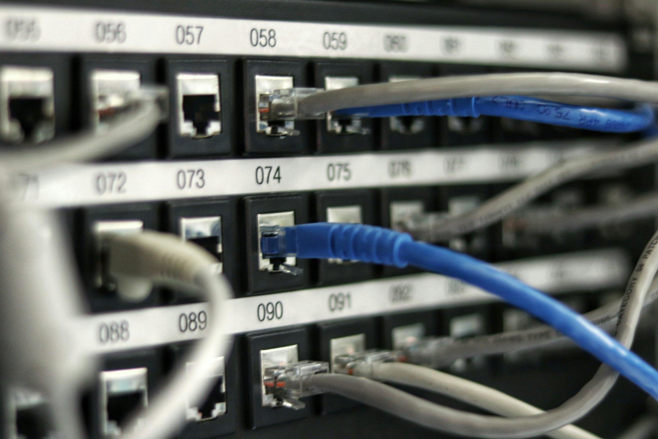 Network patch panel — structured connectivity